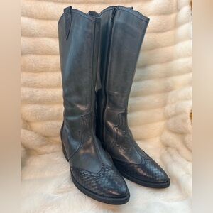 Chic Navy Leather Boots with Snake Skin Detail